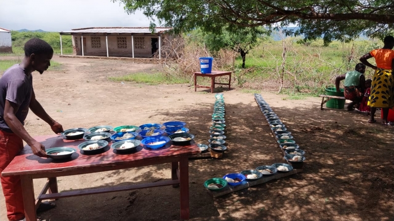 Crianças vulmeráveis e orfãos,ajude-nos a construir o orfanato e alimentarmos